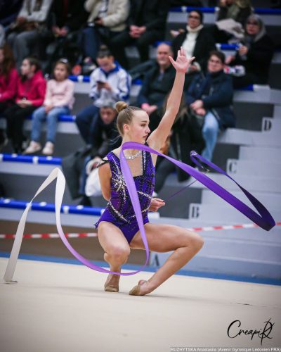 RUZHYTSKA Anastasiia (Avenir Gymnique L?donien FRA)